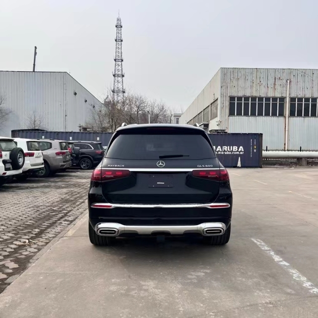 2024款奔驰迈巴赫GLS600全新进气格栅现车
