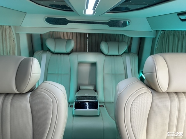 2024Granvia中东版价格最低61万起售 欢迎到店试驾