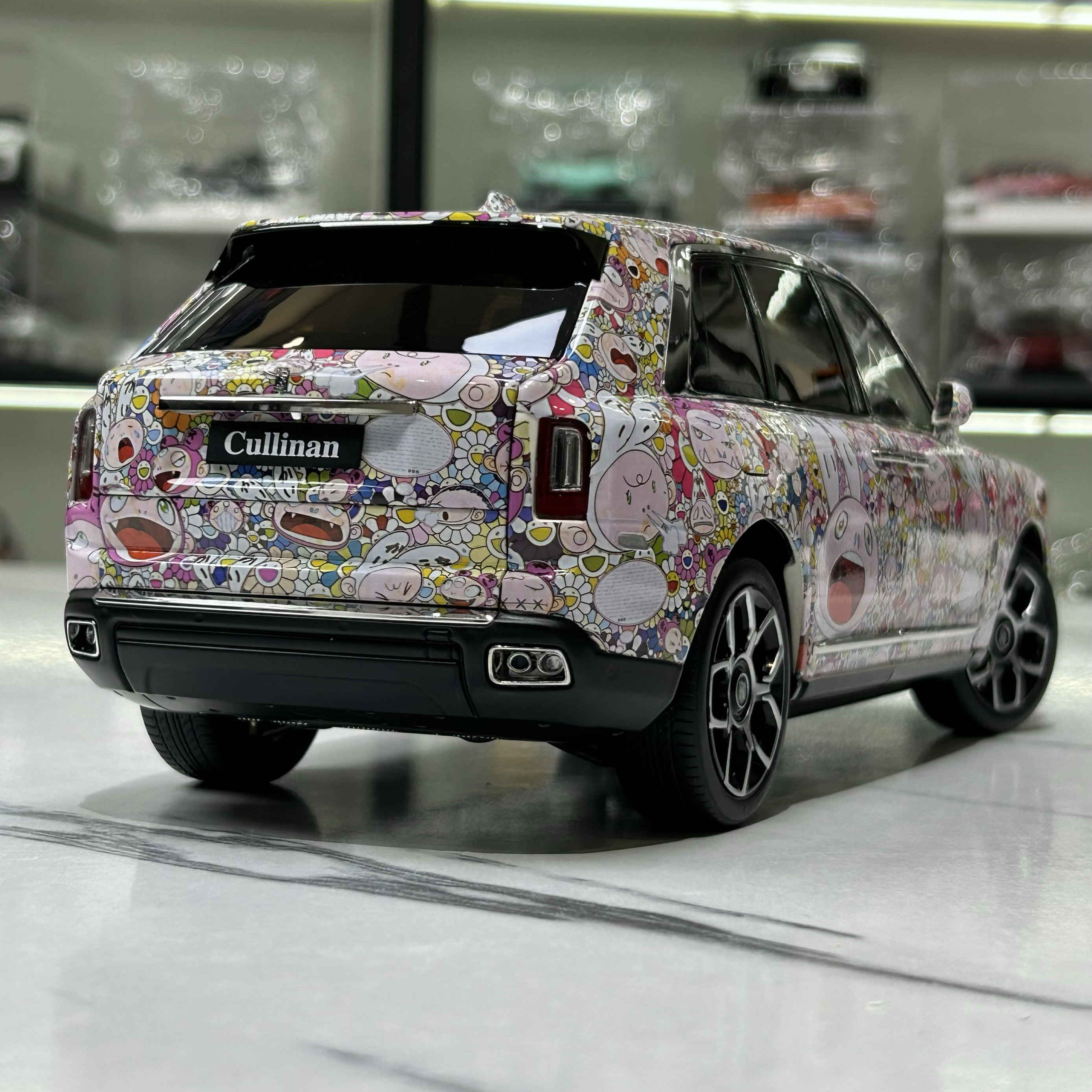 男子4s店花320万订劳斯莱斯库里南 结果车款被4S店挪用无法提车