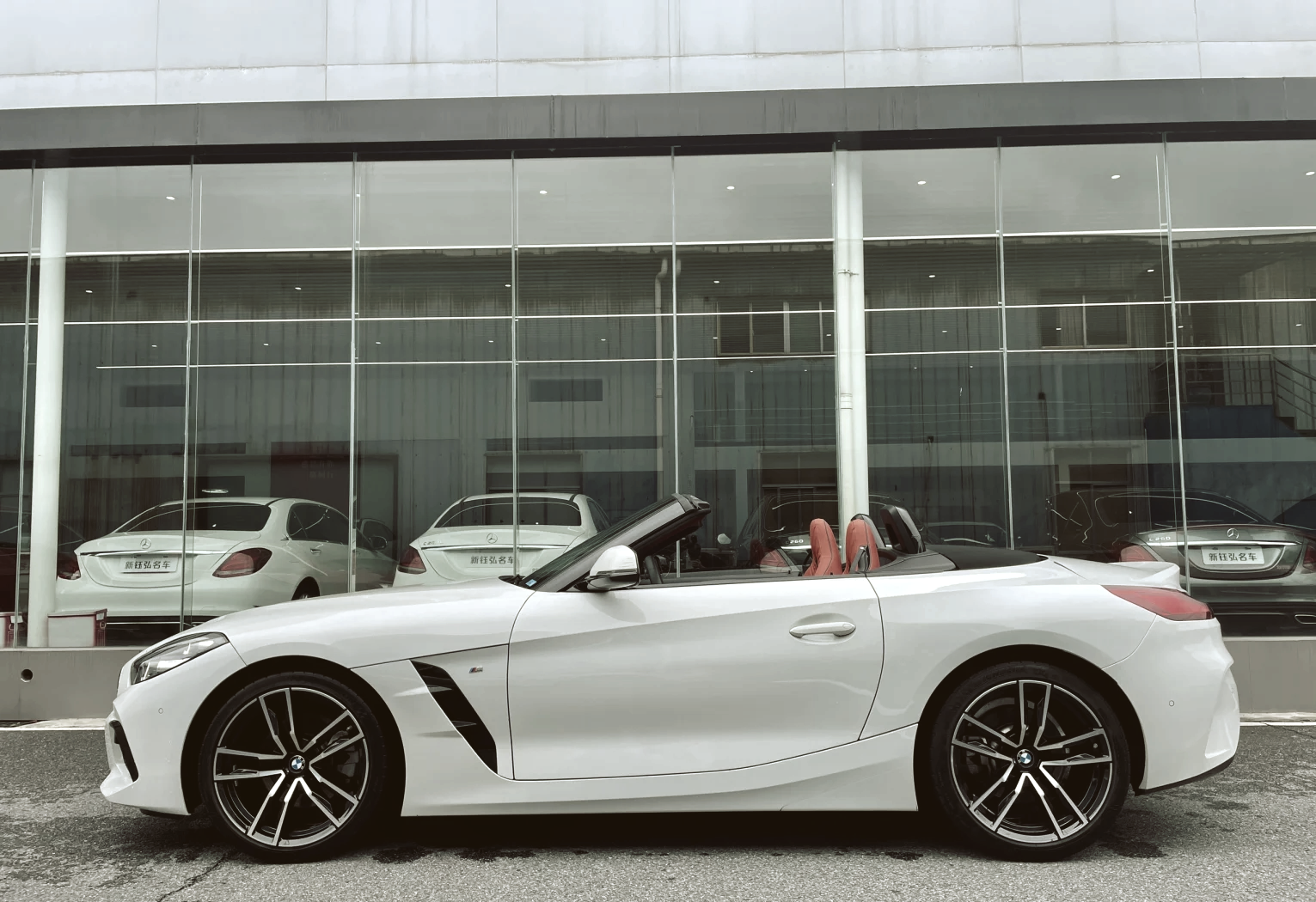 终于落地!双电机+四驱 年轻人的第一台跑车!小跑车SC01申报图