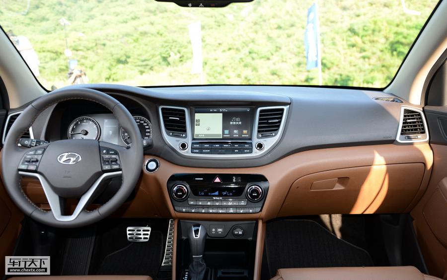 现购奔驰G级让利促销中 店内让利达29万元