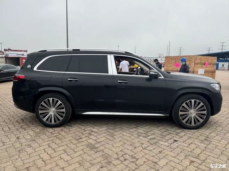 成都迈巴赫GLS级加版降价50万 欢迎上门试驾