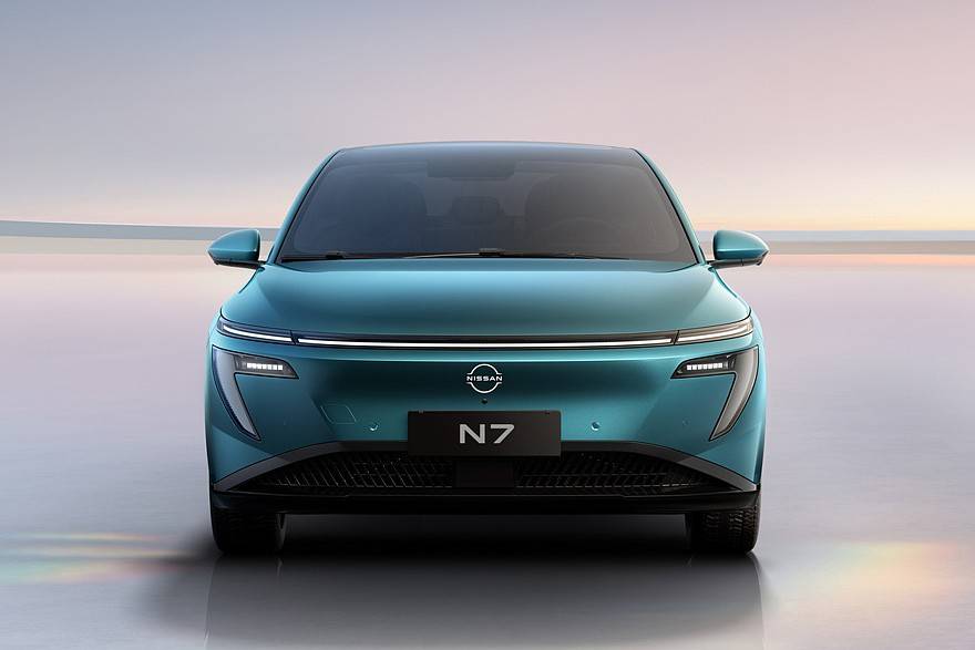 东风日产首款纯电轿车正式官宣！搭载高阶智驾对标比亚迪汉EV