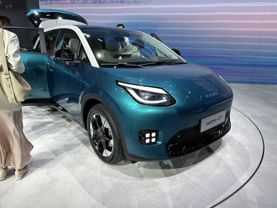 广汽埃安1月全球销量14393辆,埃安UT将