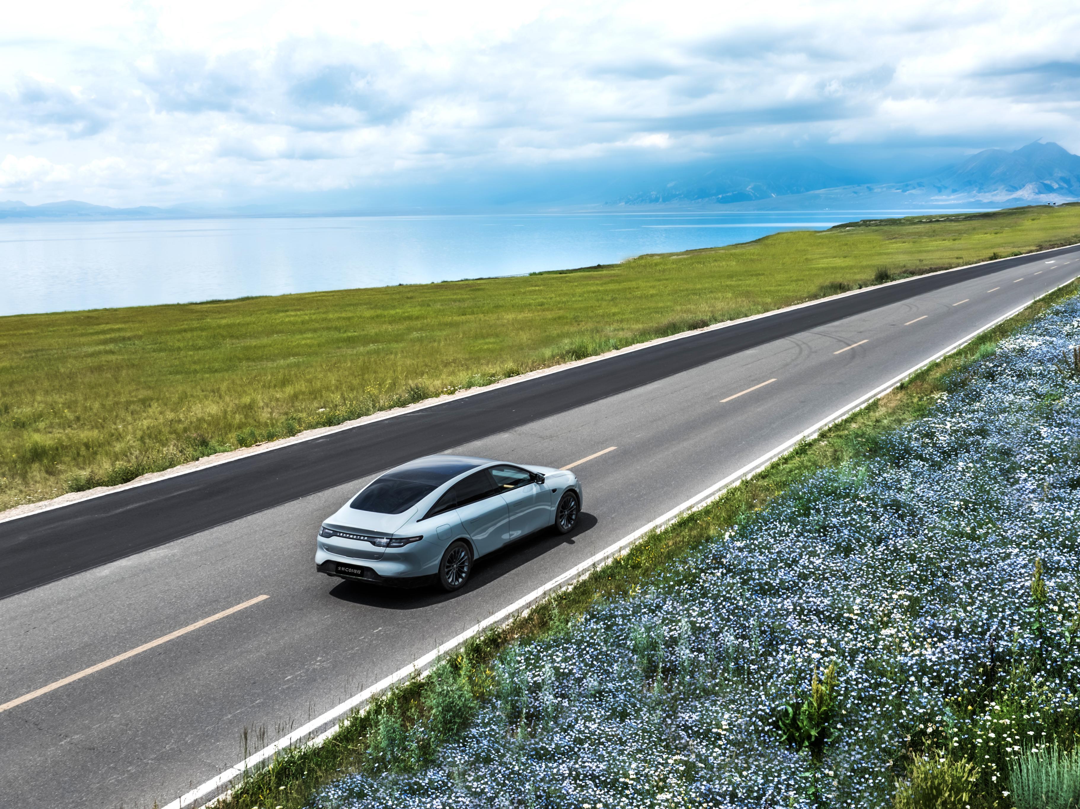 迈上新台阶的中国新能源汽车产业:用创新实现突围