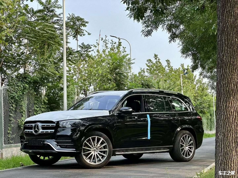 奔驰GLS墨版新款价格最低114万起 欢迎试乘试驾