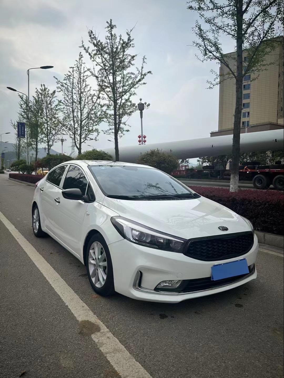 成都起亚K3降价3.00万 最低仅售8.29万