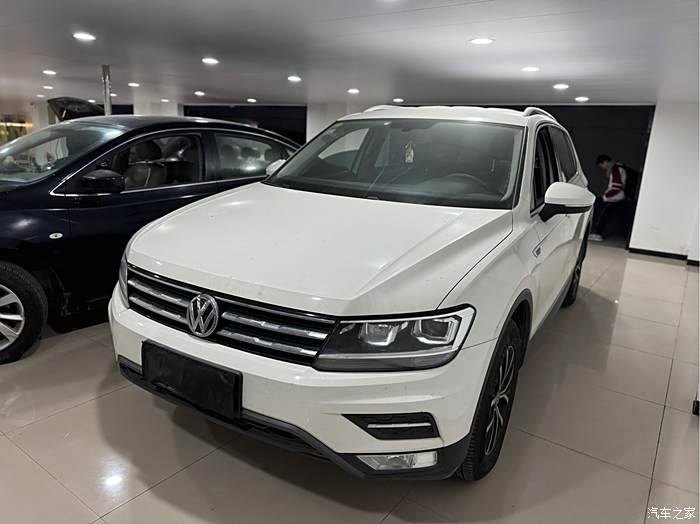 成都劲客最高降0.40万 仅8.58万可入手