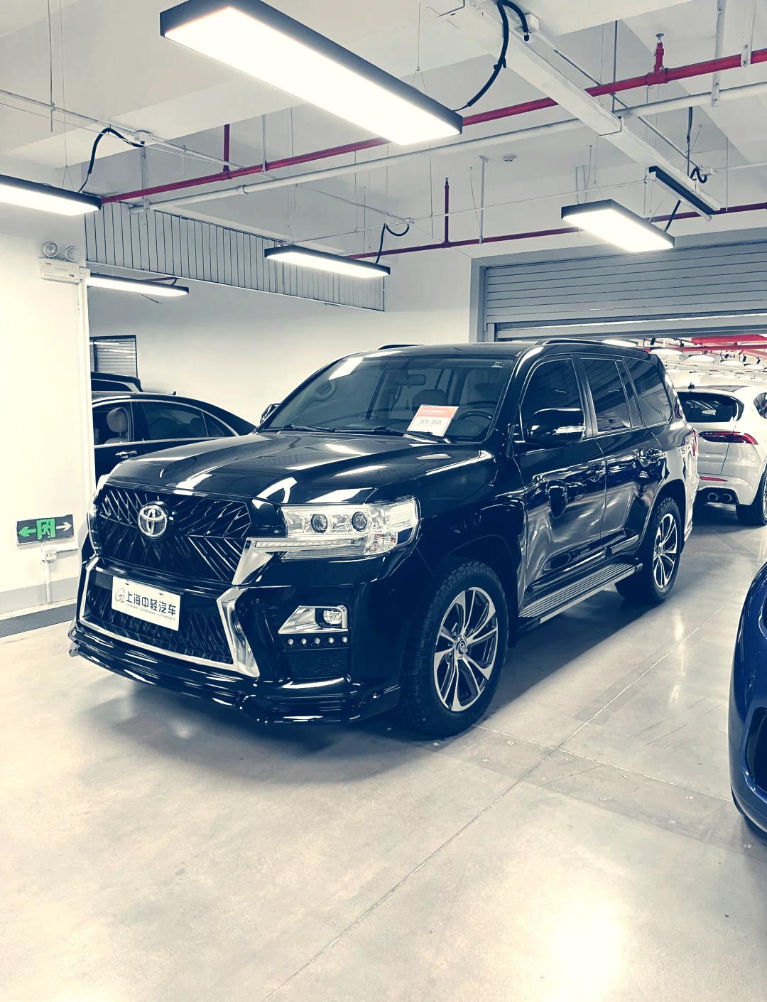 成都兰德酷路泽美规版平价销售150万起 欢迎前来试驾