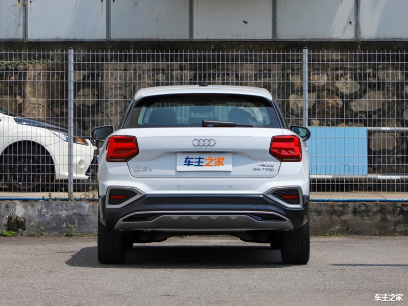 成都福特征服者墨版限时优惠10万 欢迎上门试驾