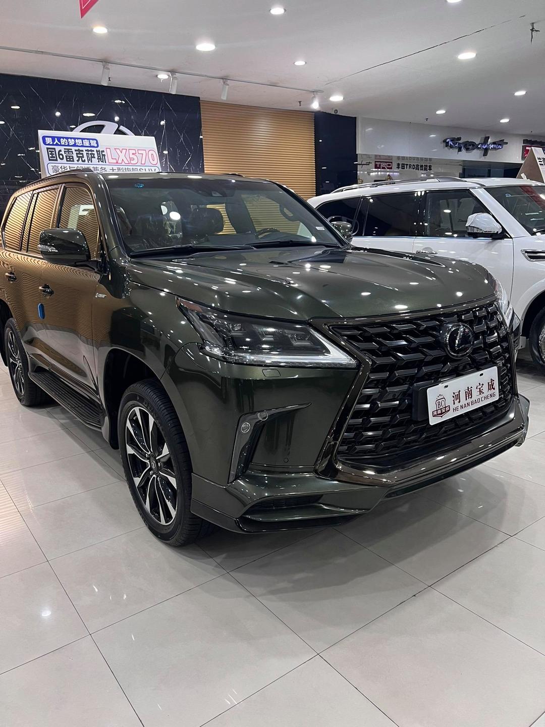 成都平行进口雷克萨斯LX570中东版新款平价销售126万起 欢迎到店试驾