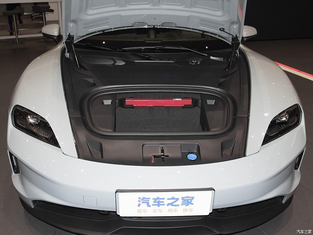 成都Taycan最新报价89.80万起 暂无优惠