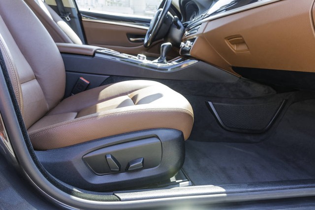 采用Neue Klasse设计风格 预计于2027年发布 新款宝马5系谍照曝光