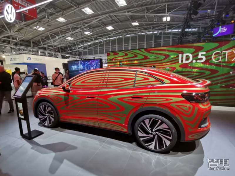 奔驰高管：我们新车量产前都会经历“地狱级”的安全测试