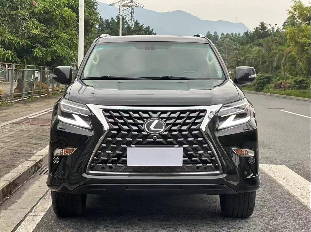 成都雷克萨斯GX中东版平价销售98万起 直降20万