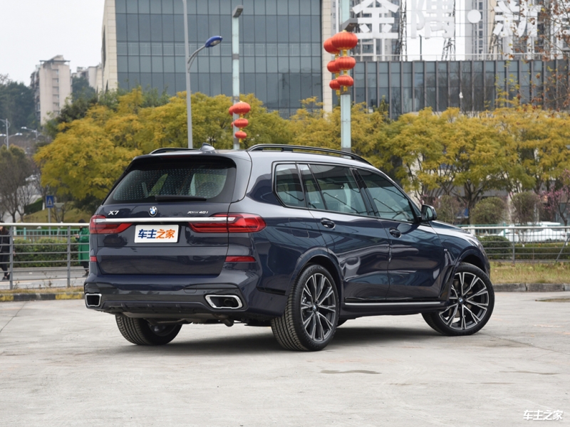 成都平行进口宝马X7加版价格优惠25万 欢迎上门试驾