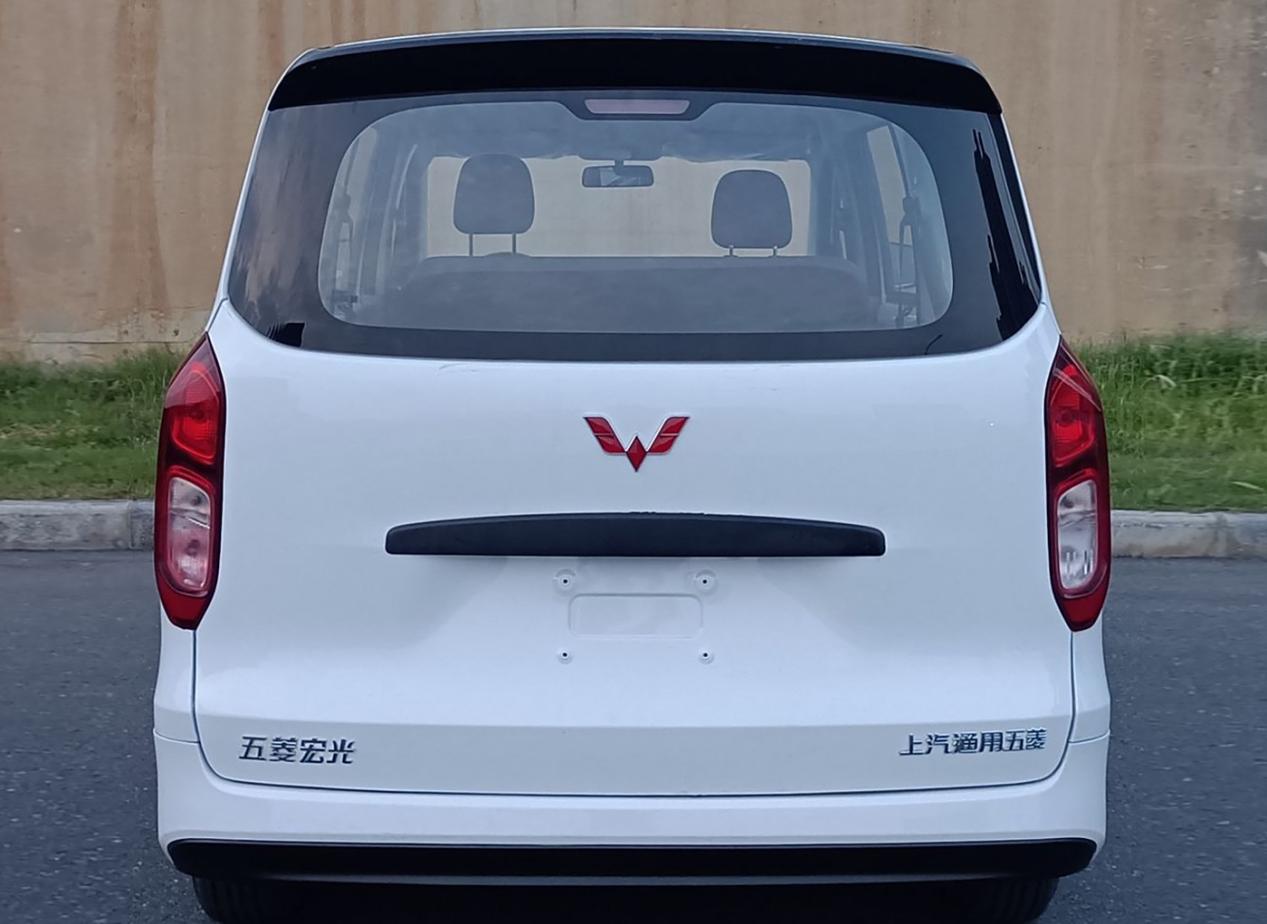 成都五菱宏光新能源最新报价6.98万起 暂无优惠