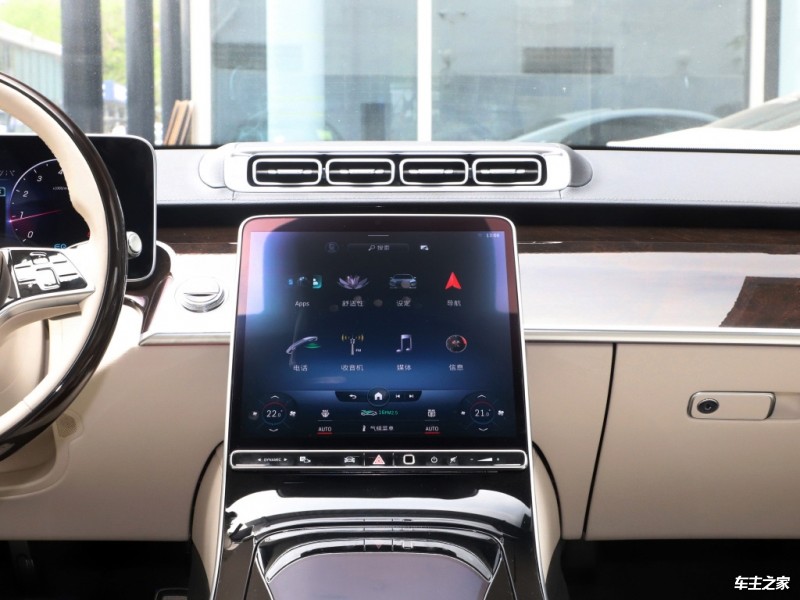 现购迈巴赫S级欧版享10万优惠 欢迎前来试驾