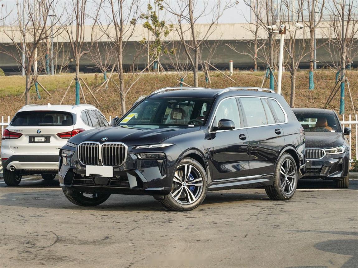 成都宝马X7新款价格优惠25万