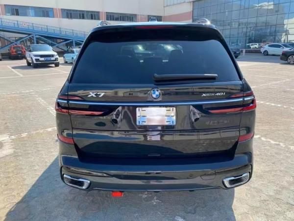 成都宝马X7新款价格优惠25万