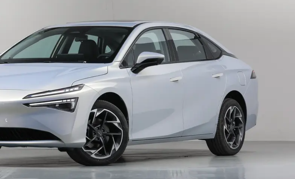 金牛东风小康D72售价4.99万起 最高优惠0.50万