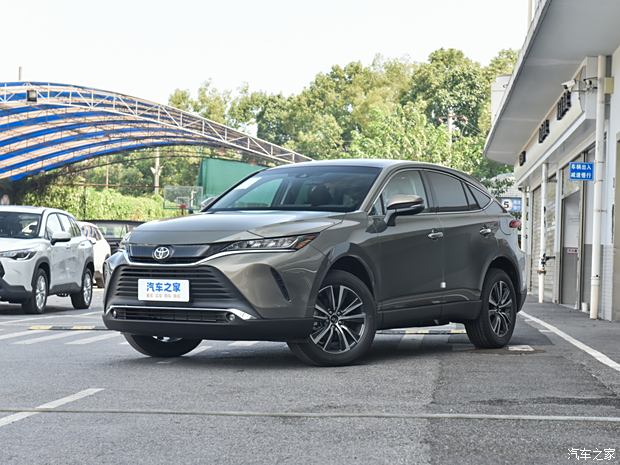 平行进口丰田兰德酷路泽美规版最新行情 团购促销优惠21.8万