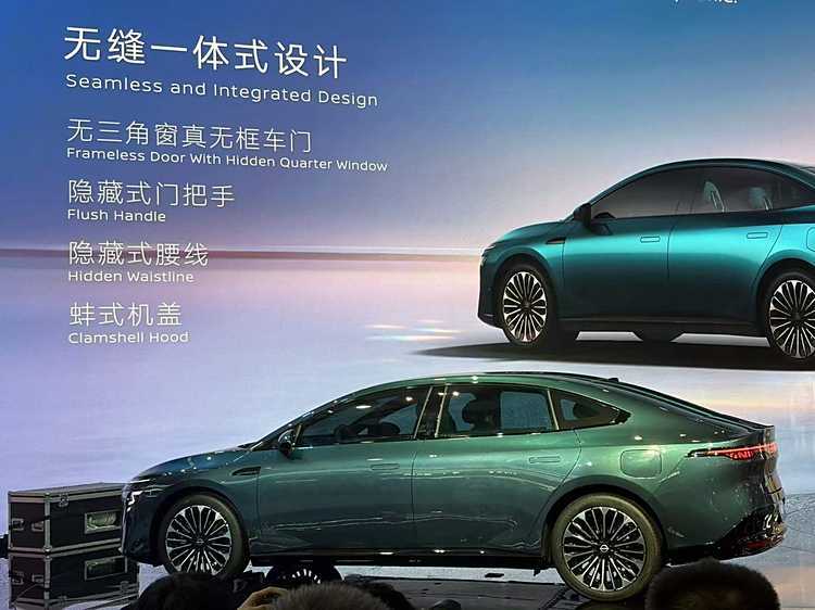 配备高通8295P座舱芯片/AI零压云毯座椅等 日产N7内饰首发