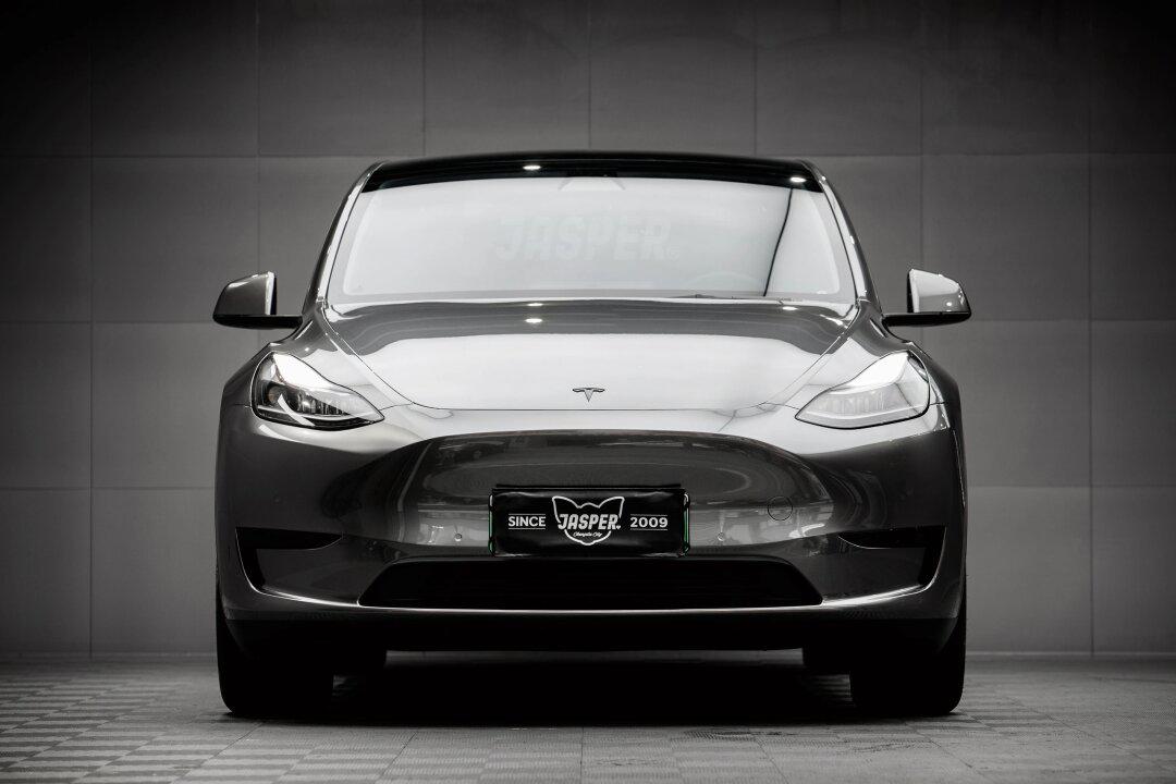 特斯拉官网上线新款Model Y普通版：售价不变 取消专属标识