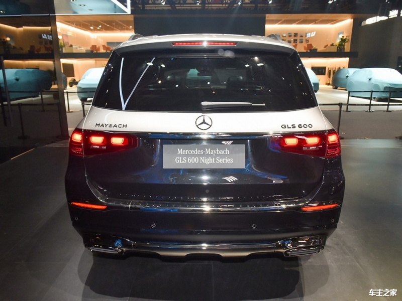 成都奔驰迈巴赫GLS级欧版团购钜惠50万 欢迎前来试驾