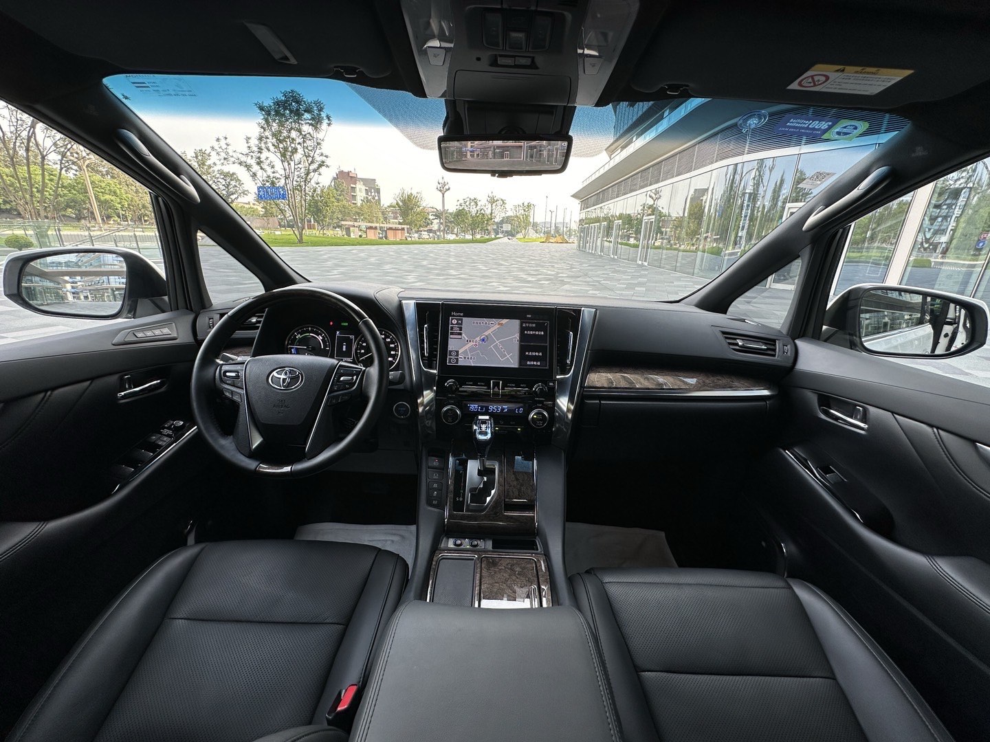 成都埃尔法亚洲版平价销售101万起 欢迎试乘试驾