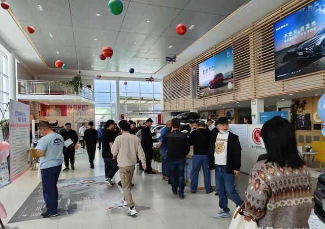 新政驱动 新能源车企依然面临双重“考验”