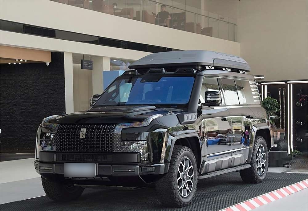 仰望U8同级你选谁！凯迪拉克凯雷德IQL官图发布：预计售价95万起