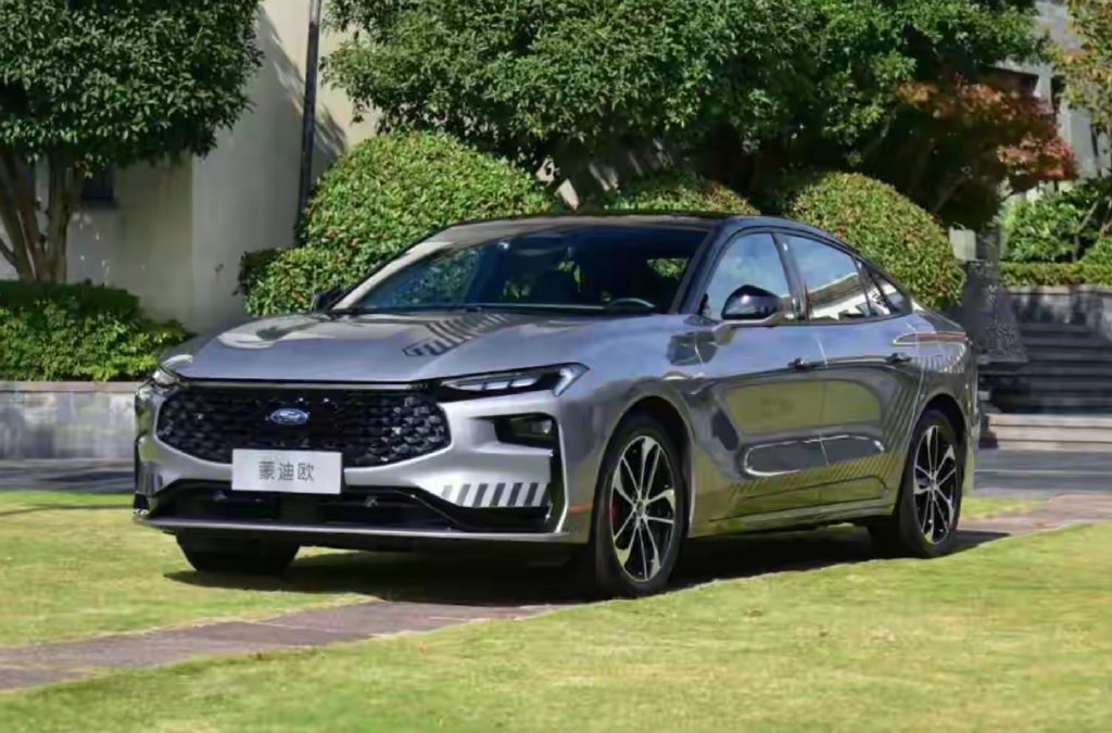 长安汽车针对旗下多款车型推出“长安百亿购车特惠季”购车福利