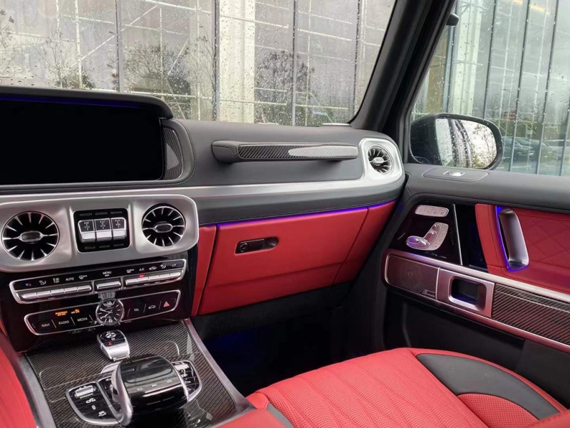 购卫士欧版享20万优惠 欢迎试乘试驾