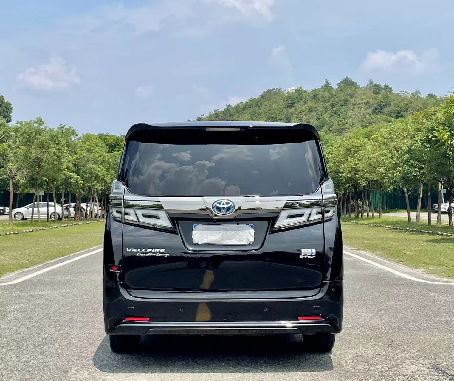 威尔法新款最低报价90万起 售全国