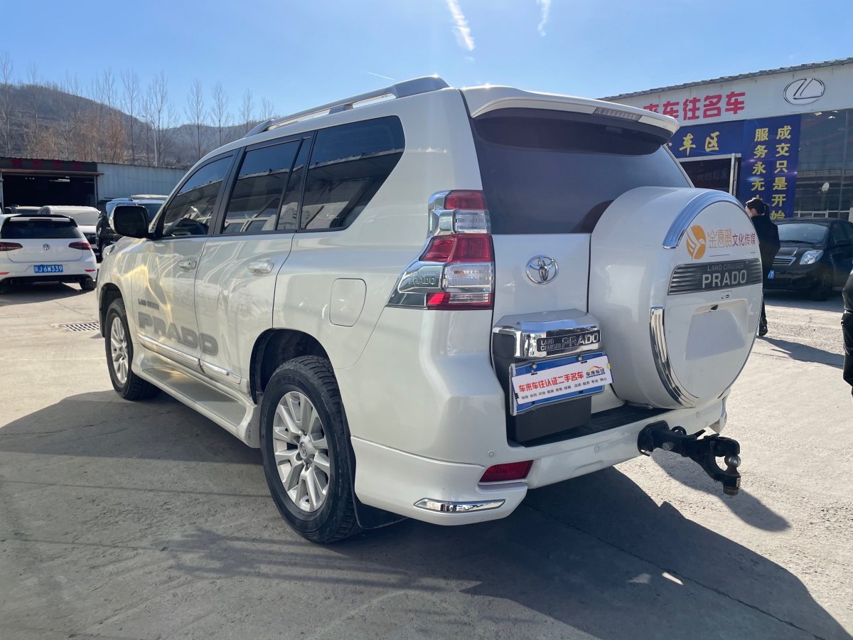 平行进口丰田普拉多中东版报价42万起 欢迎试乘试驾