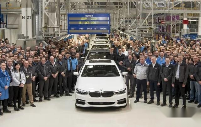 麦格纳拓展与梅赛德斯-奔驰的长期创新合作伙伴关系