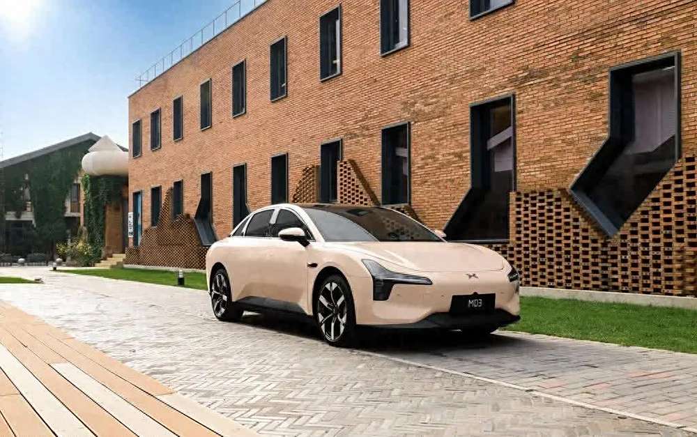 20.68万元 小鹏4S店海报泄露小鹏G6价格！博主：真这价格会杀疯