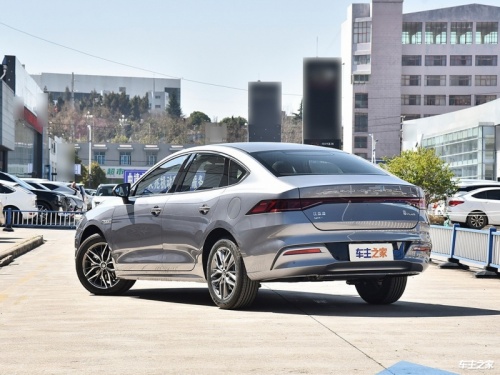 成都威尔法新款团购价格90万起 欢迎上门试驾