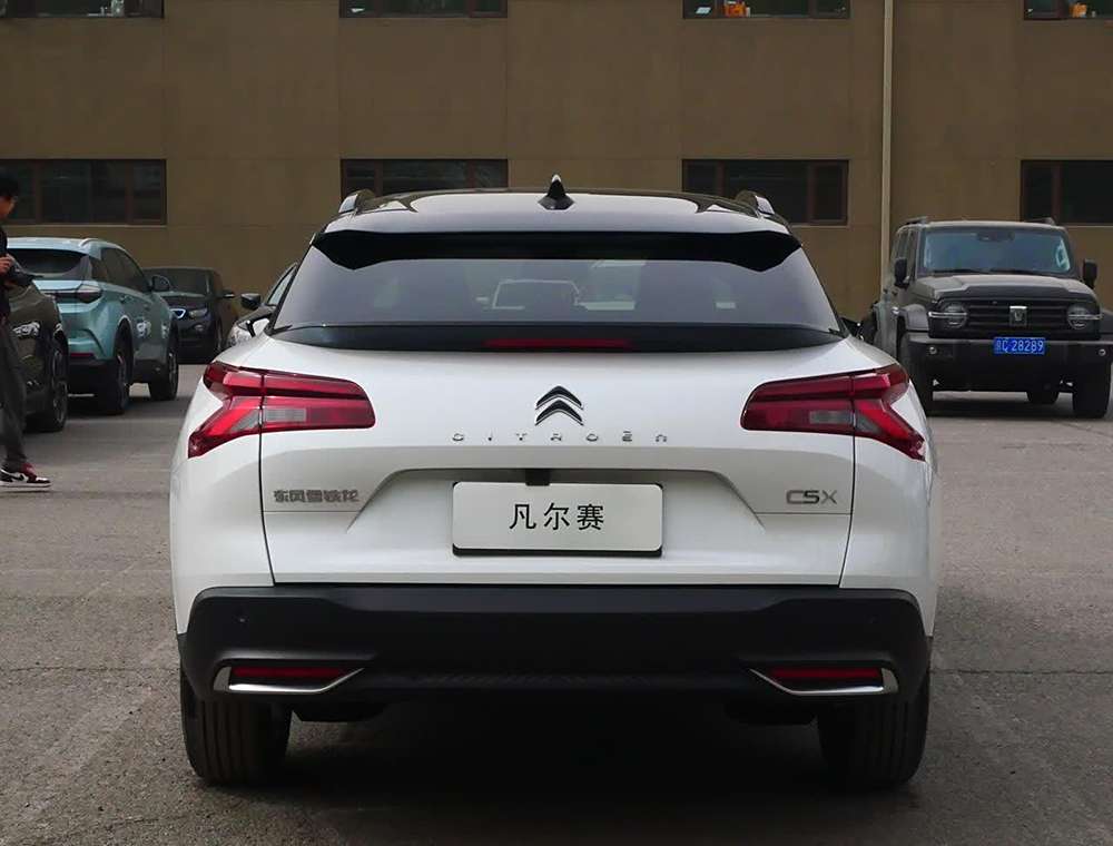 龙泉驿凡尔赛C5 X报价12.17万起 优惠高达2.20万
