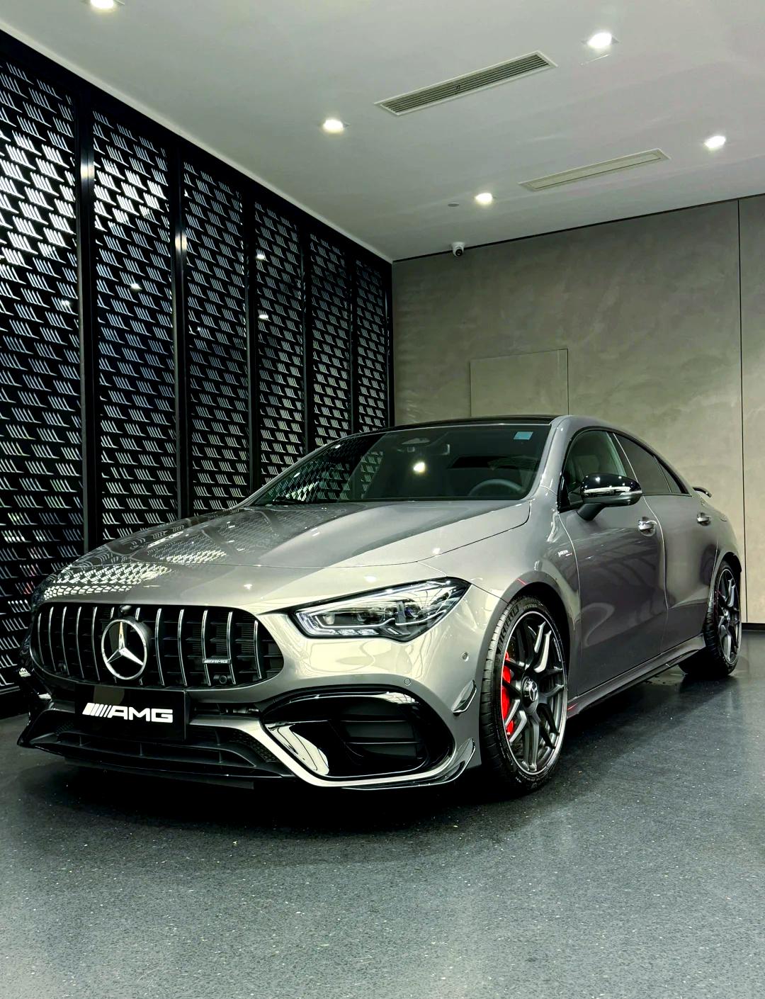 比燃油车更猛！全新奔驰AMG CLA 45搭载三电机：动力突破500马力