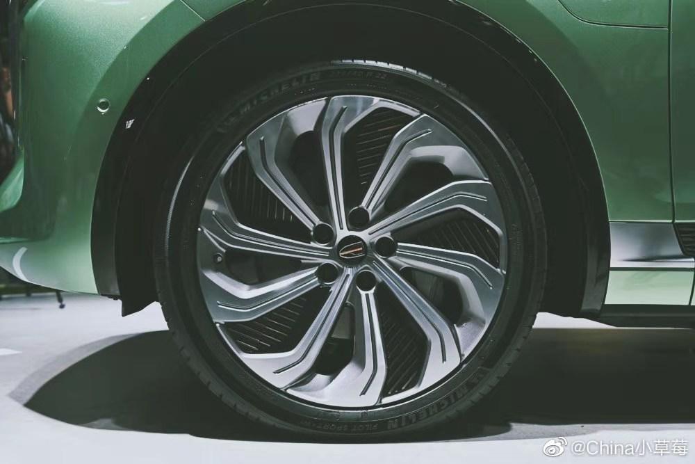 成都奔驰S级加版新款平价销售159万起 欢迎上门试驾