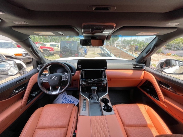 成都雷克萨斯LX中东版新款团购钜惠10万 仅售170万