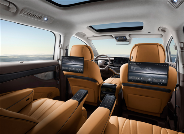 比亚迪赵长江：腾势N9真的不贵 产品力同行5年内追不上