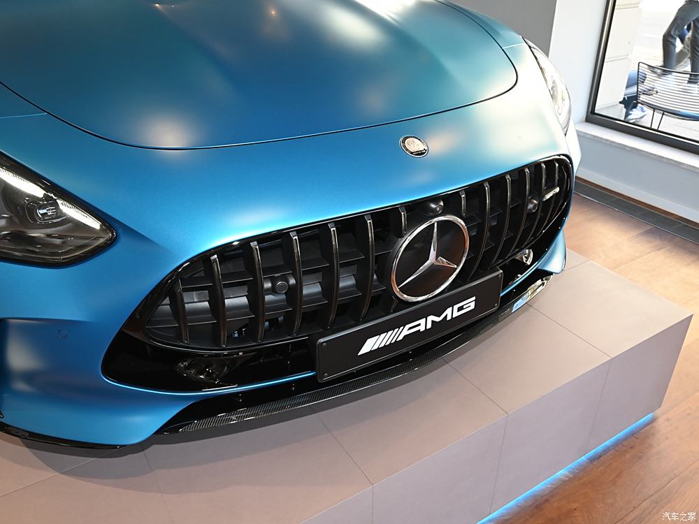 燃油党狂欢！搭载4.0T双涡轮V8发动机 AMG GT 63 4MATIC+中国首秀