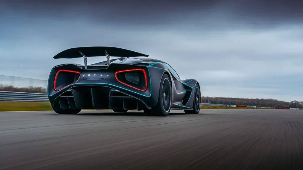 90万买四缸值不值:莲花Emira Turbo SE跑车正式上市