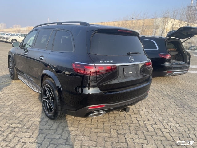 2025新奔驰GLS美版让利促销中 优惠高达20万