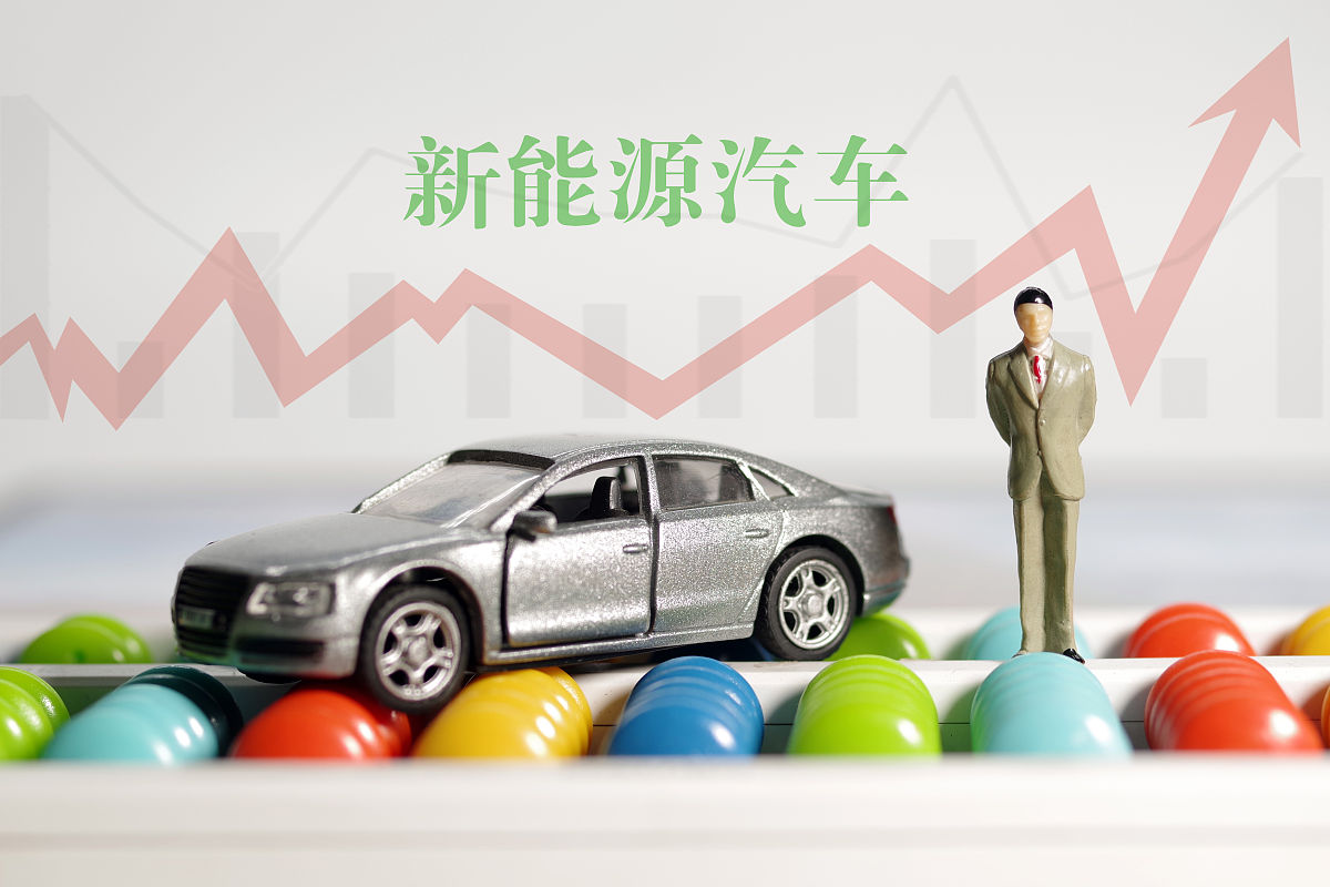 东风Stellantis强强联手!自主新能源汽车品牌“示界”发布:首车将于5月上市