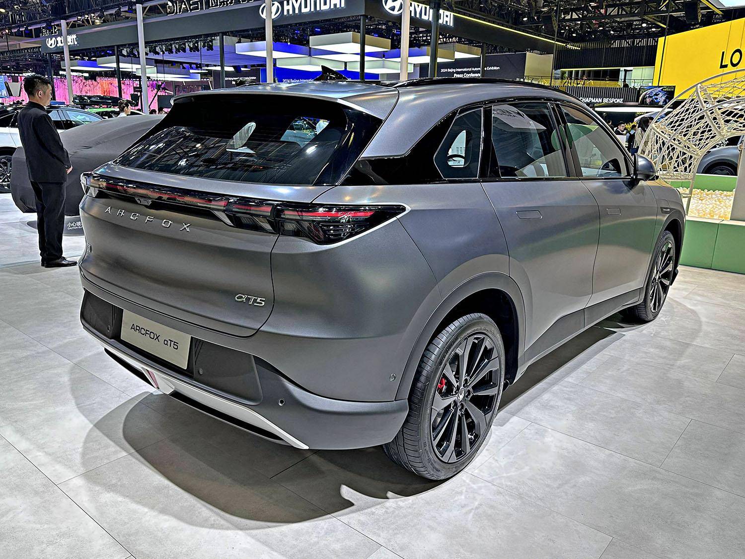 极狐 阿尔法T6实车曝光，配置方面或迎来升级