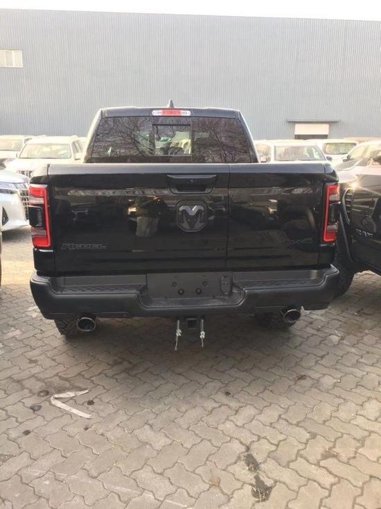 平行进口道奇公羊美版团购价格81万起 欢迎上门试驾